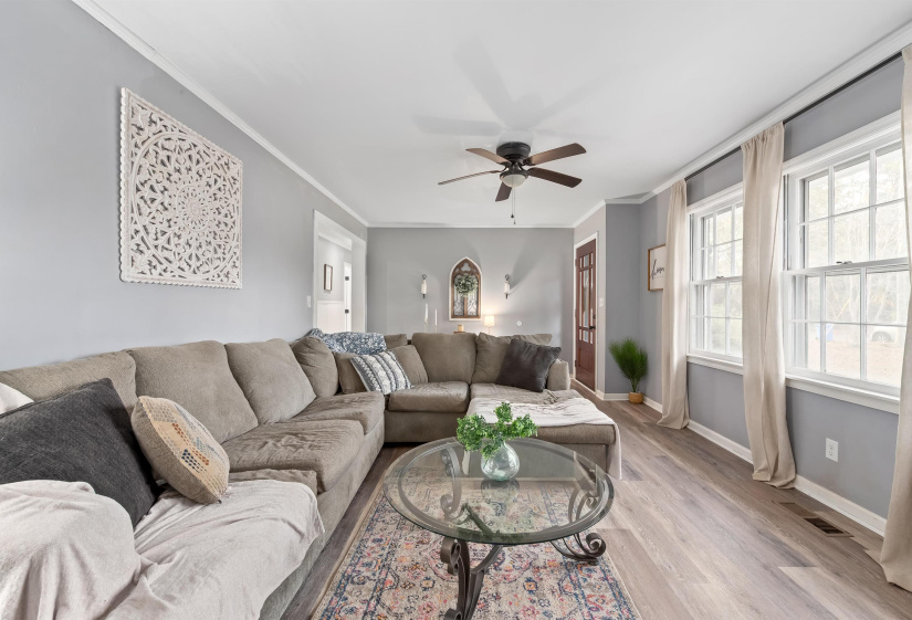 409 Sequoyah Drive, Dothan, Alabama 36303, 3 Bedrooms Bedrooms, 9 Rooms Rooms,2 BathroomsBathrooms,Residential,For Sale,Sequoyah Drive,25605