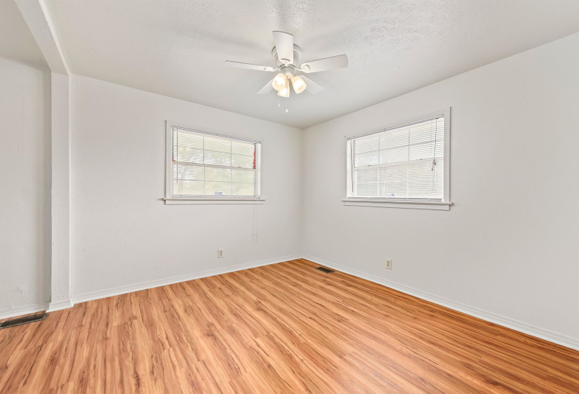 703 Dorsey Street, Opp, Alabama 36467, 3 Bedrooms Bedrooms, 6 Rooms Rooms,2 BathroomsBathrooms,Residential,For Sale,Dorsey Street,25619